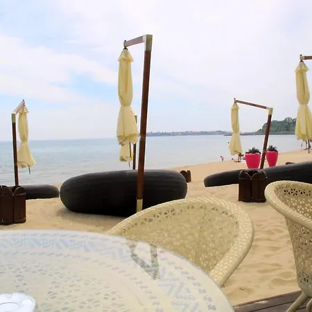 Apartmán Oasis Vip Club - Boutique On The Beach Itself