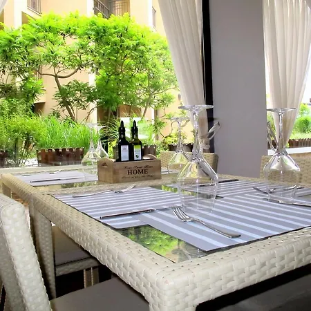 Apartmán Oasis Vip Club - Boutique On The Beach Itself
