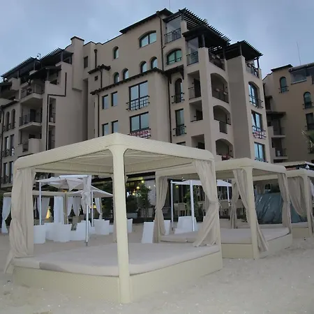 Oasis Vip Club - Boutique On The Beach Itself * Slantchev Briag