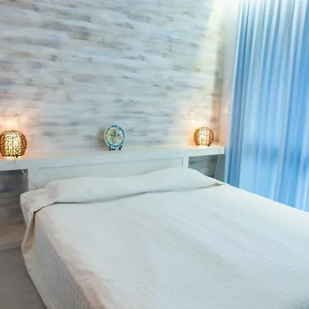 Oasis Vip Club - Boutique On The Beach Itself Apartman